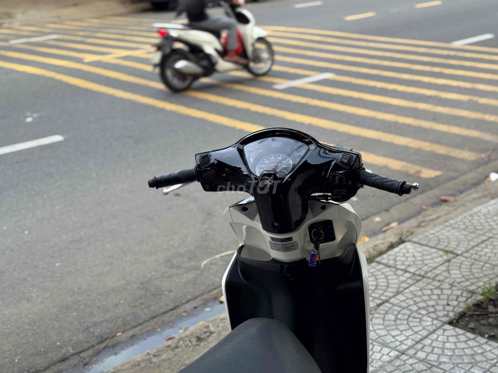Honda Vision 2015 - ảnh 3