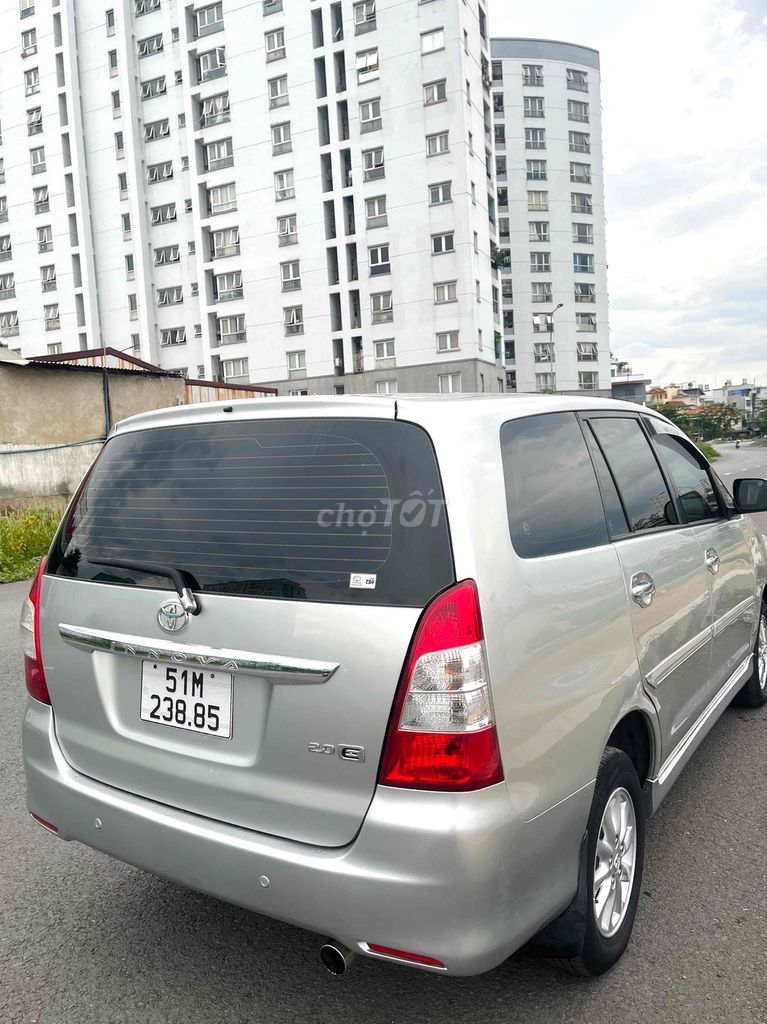 Toyota Innova 2013 - ảnh 2