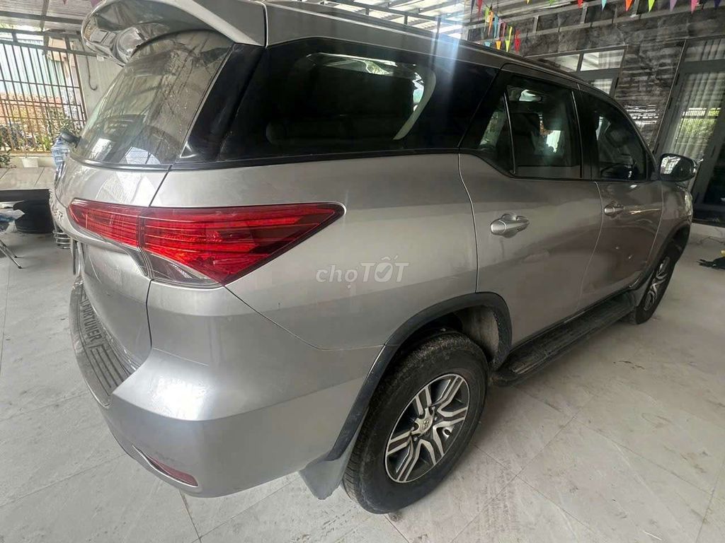 Toyota Fortuner 2017 - ảnh 2