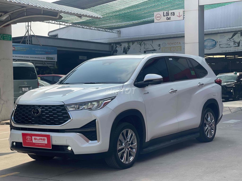 Toyota Innova Cross - ảnh 4