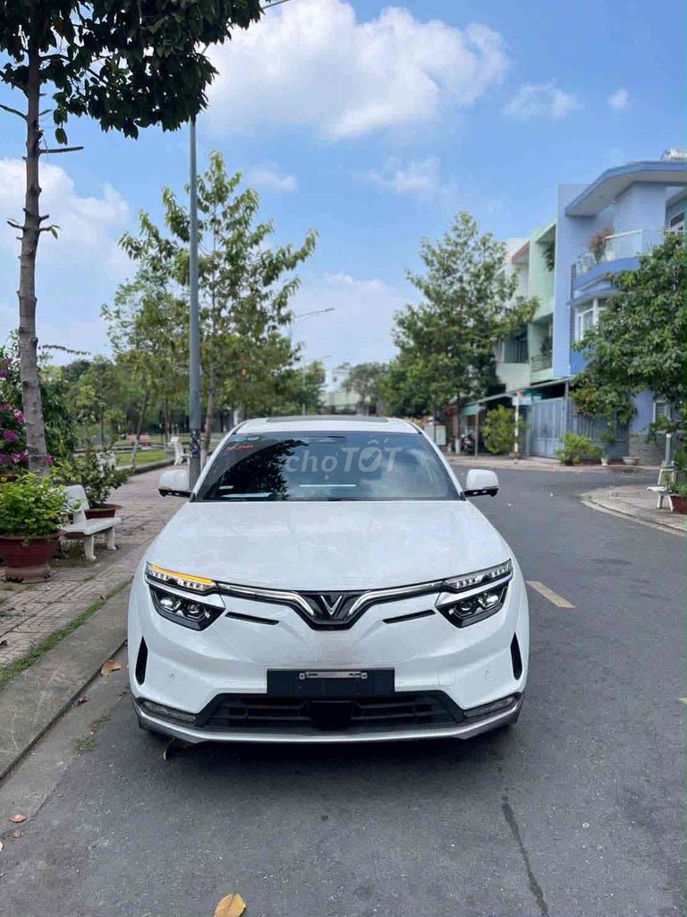 VinFast VF8 Plus 2023 - ảnh 2