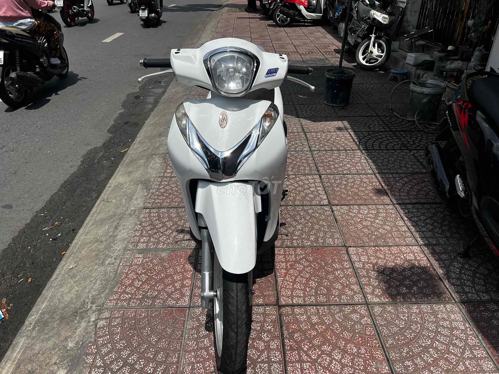 Honda SH Mode 2015 - ảnh 1