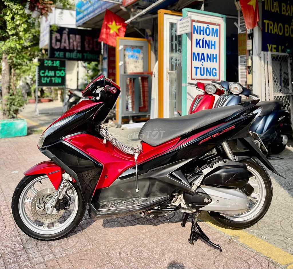 Honda Air Blade 2015 - ảnh 4