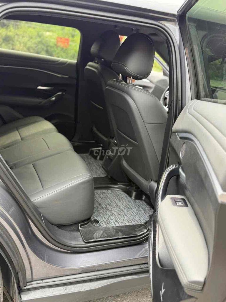 VinFast VF7 Plus 2025 - ảnh 4