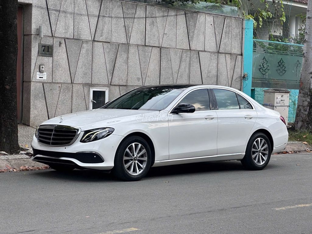 Mercedes-Benz 2018 - ảnh 3