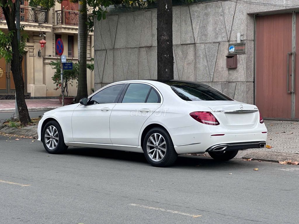 Mercedes-Benz 2018 - ảnh 4