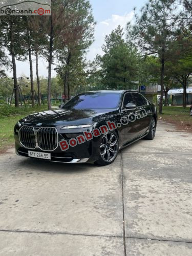 BMW 7 Series 2023 - ảnh 1