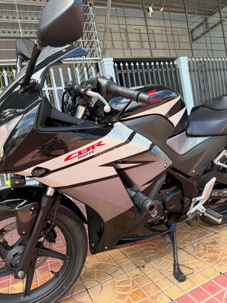 Honda CBR 2015 - ảnh 2