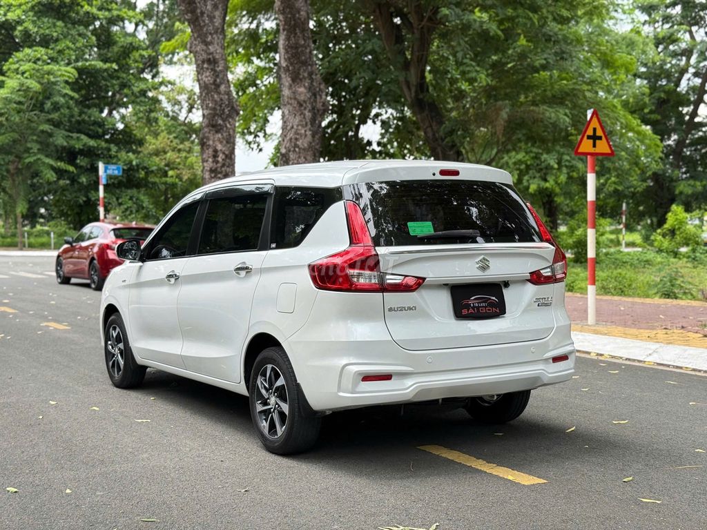 Suzuki Ertiga 2022 - ảnh 4