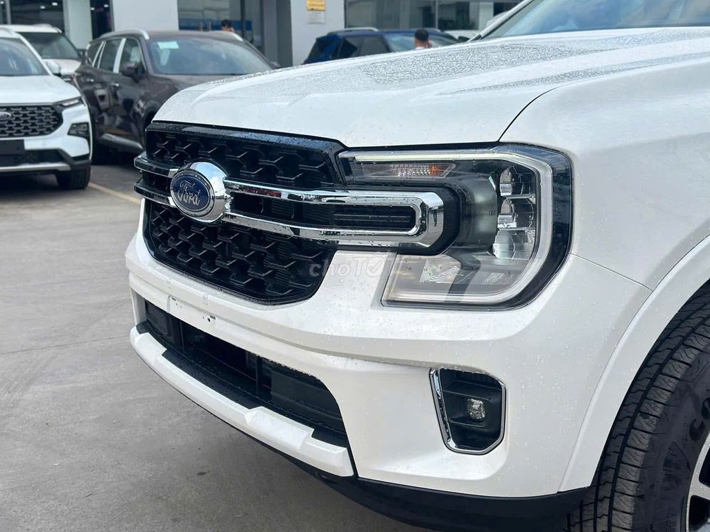 Ford Everest 2025 - ảnh 3