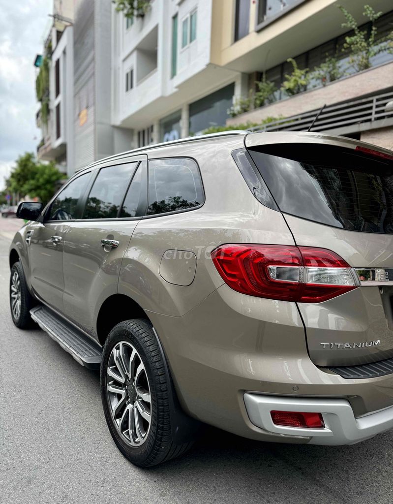Ford Everest 2021 - ảnh 5