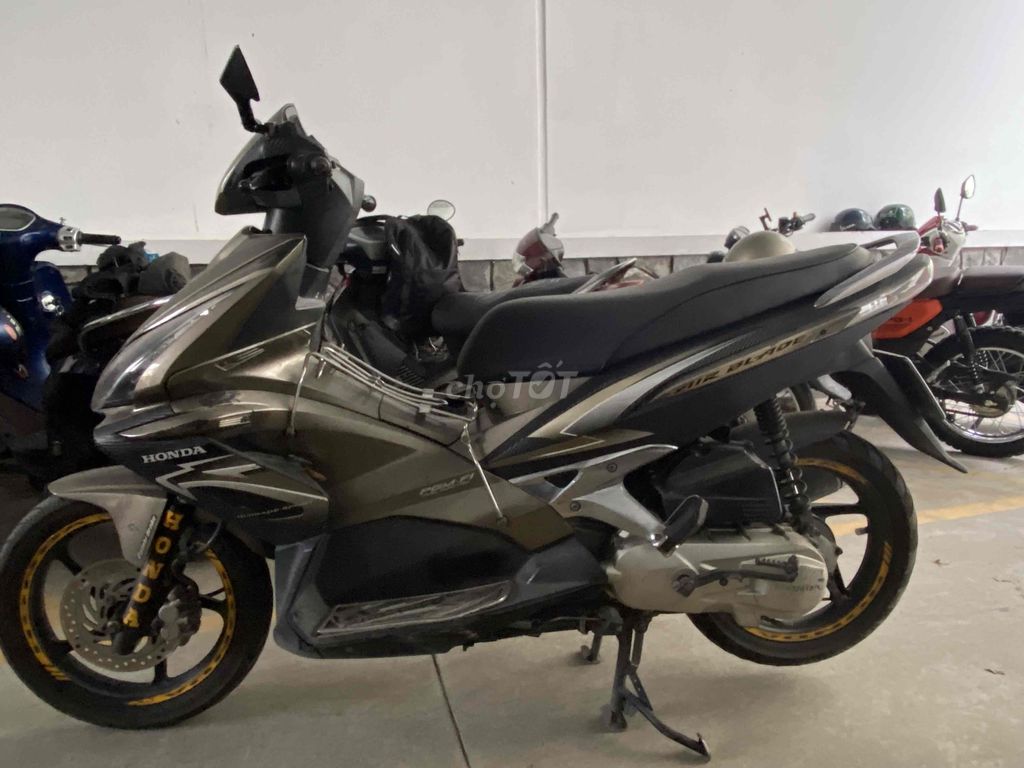 Honda Air Blade 2010 - ảnh 5