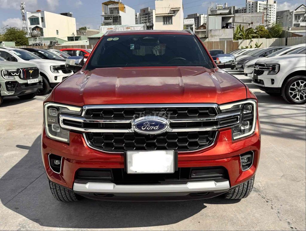 Ford Everest 2022 - ảnh 1