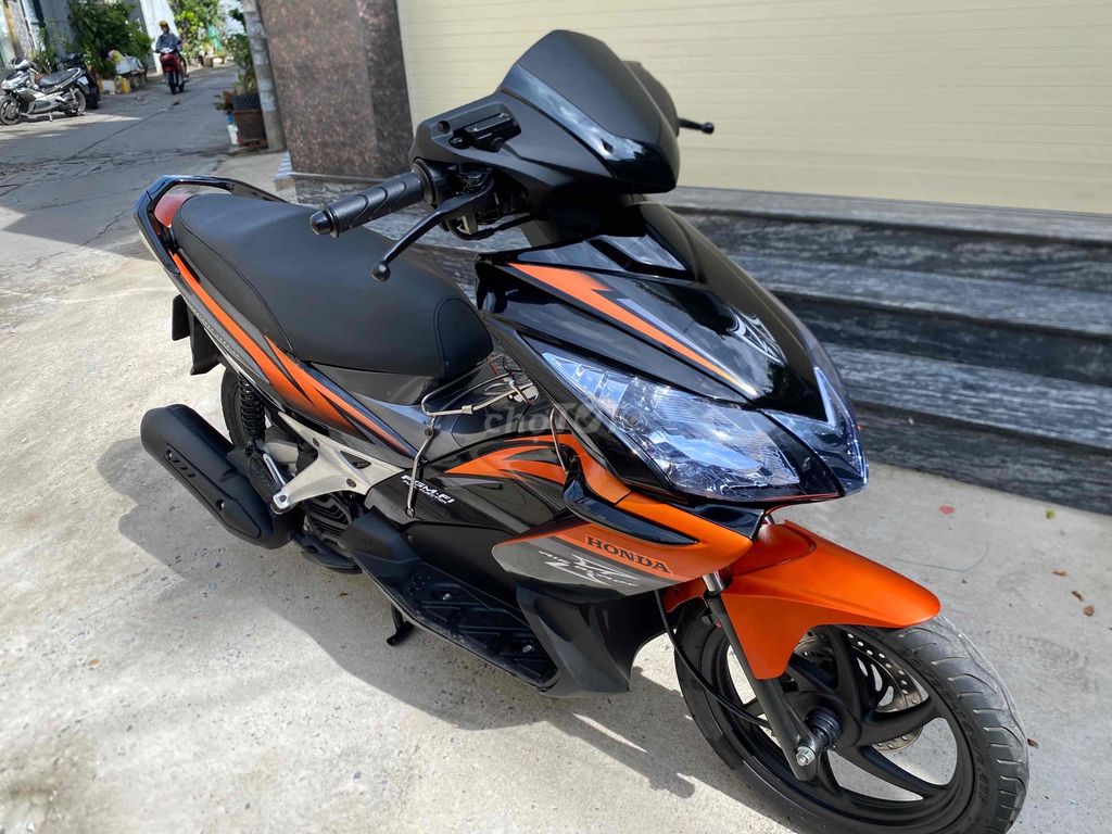 Honda Air Blade 2011 - ảnh 1