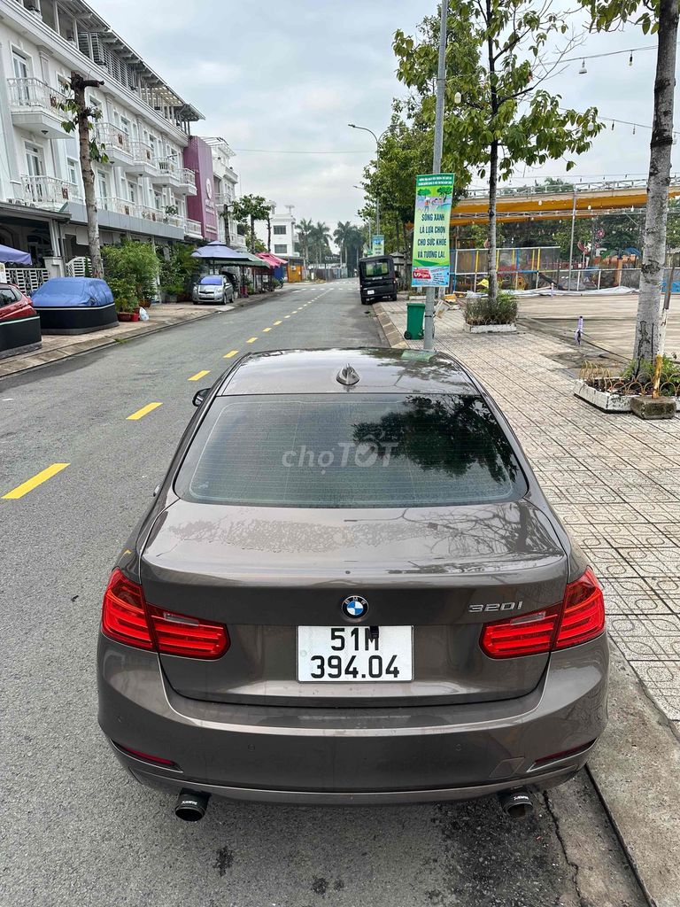BMW 2012 - ảnh 2