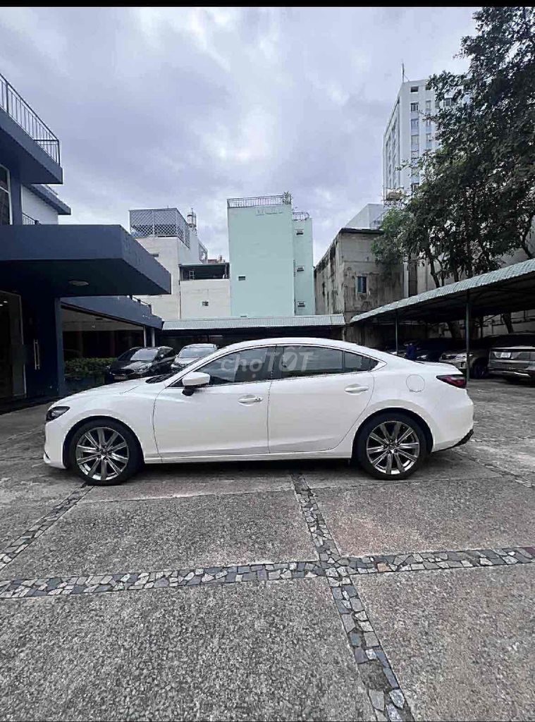 Mazda 2022 - ảnh 2