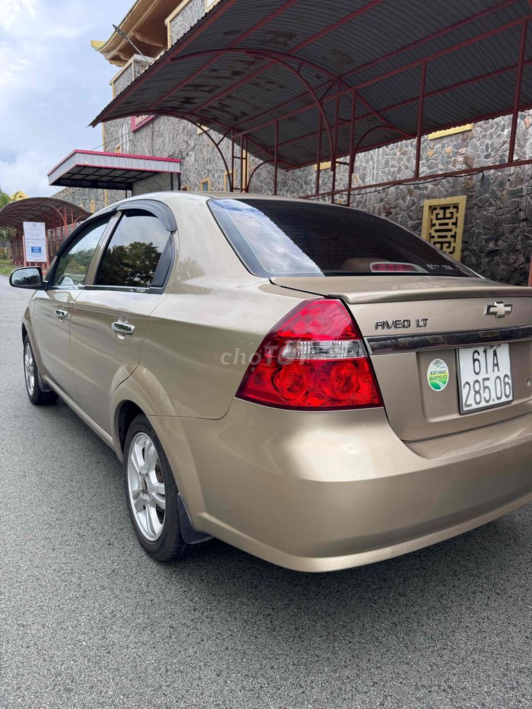Chevrolet Aveo - ảnh 1