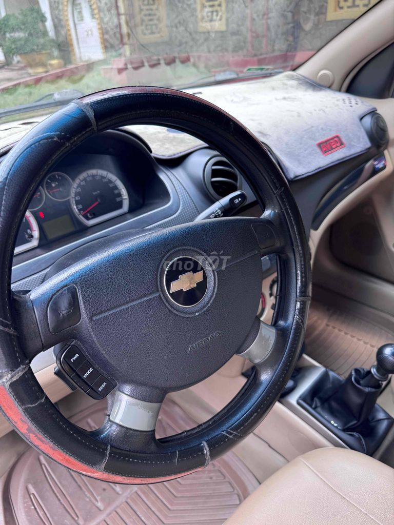 Chevrolet Aveo - ảnh 4