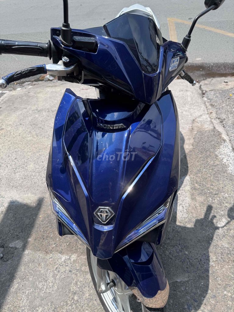 Honda Air Blade 2018 - ảnh 1