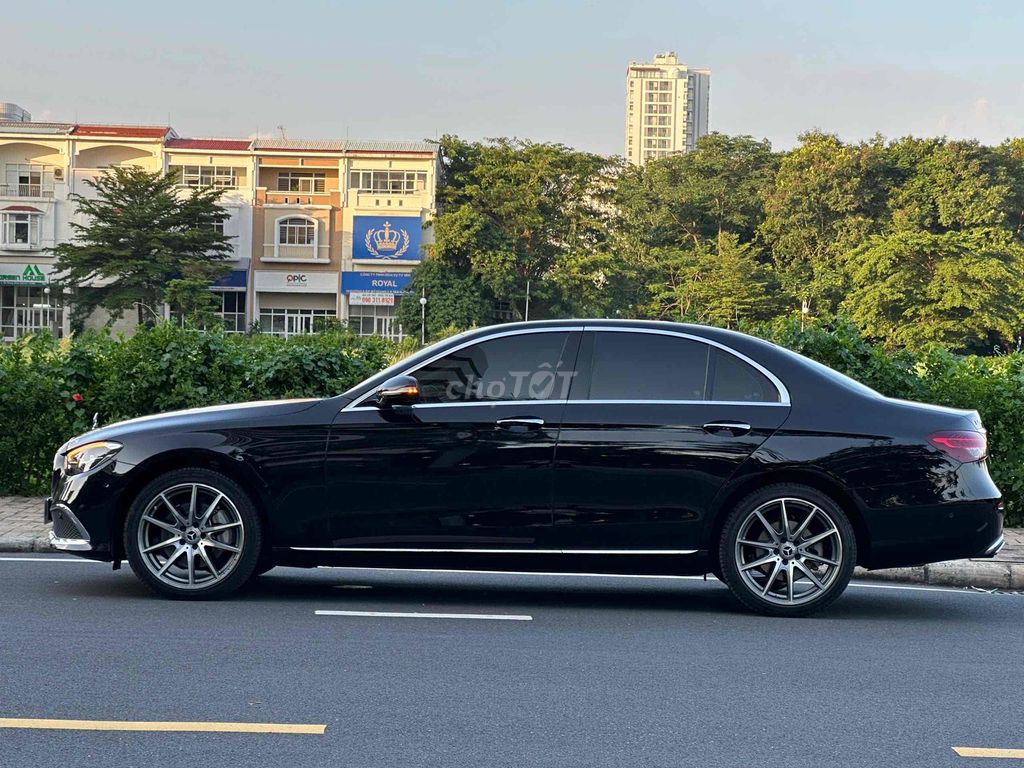 Mercedes-Benz 2022 - ảnh 4