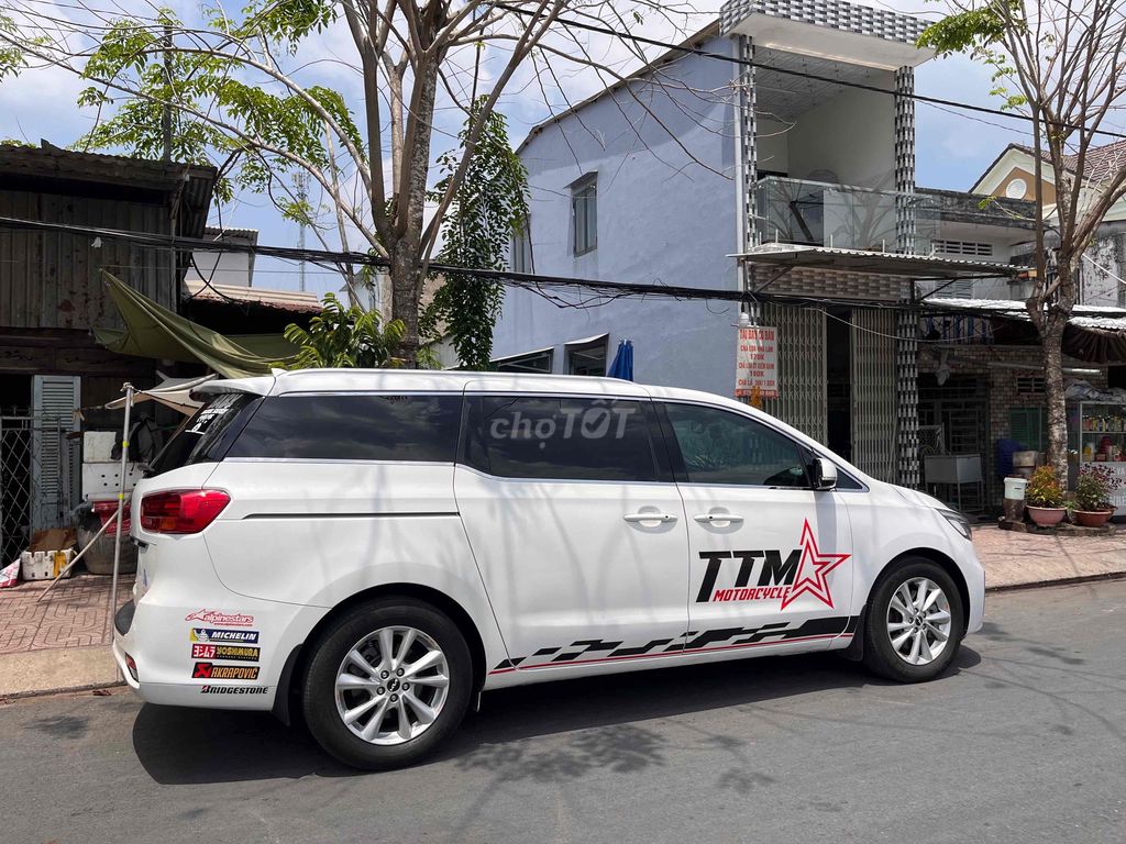 Kia Sedona 2021 - ảnh 3