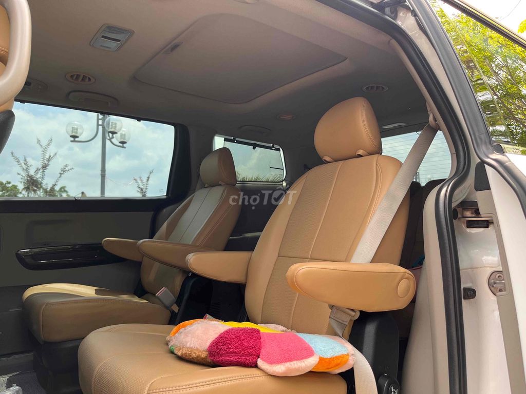 Kia Sedona 2021 - ảnh 5