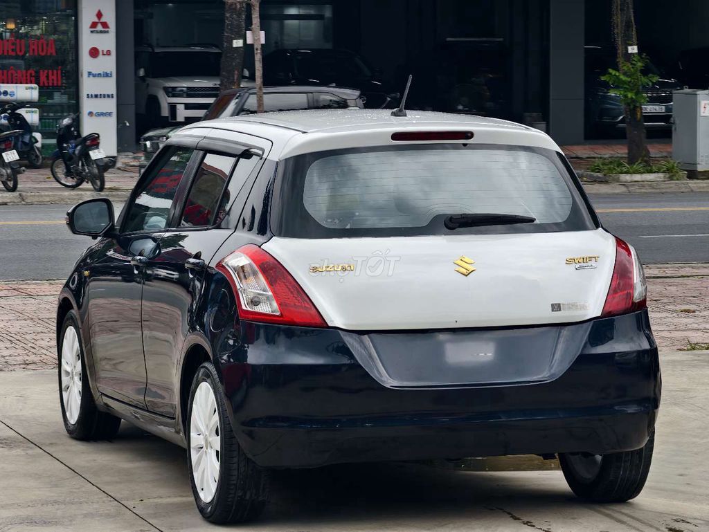 Suzuki Swift 2015 - ảnh 4