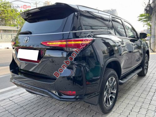 Toyota Fortuner 2025 - ảnh 4