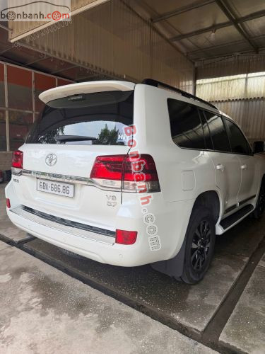 Toyota Land Cruiser VX 4.6 V8 2019 - ảnh 4