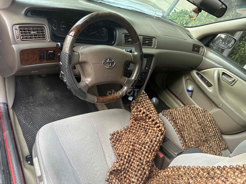Toyota Camry - ảnh 5