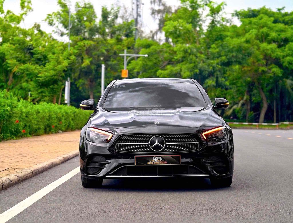 Mercedes-Benz 2022 - ảnh 1