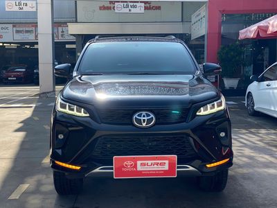 Toyota Fortuner 2022 - ảnh 1