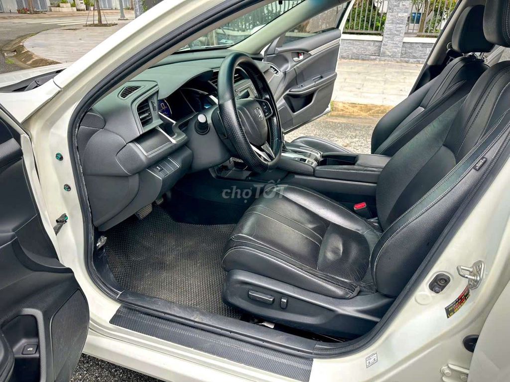 Honda Civic 2018 - ảnh 3