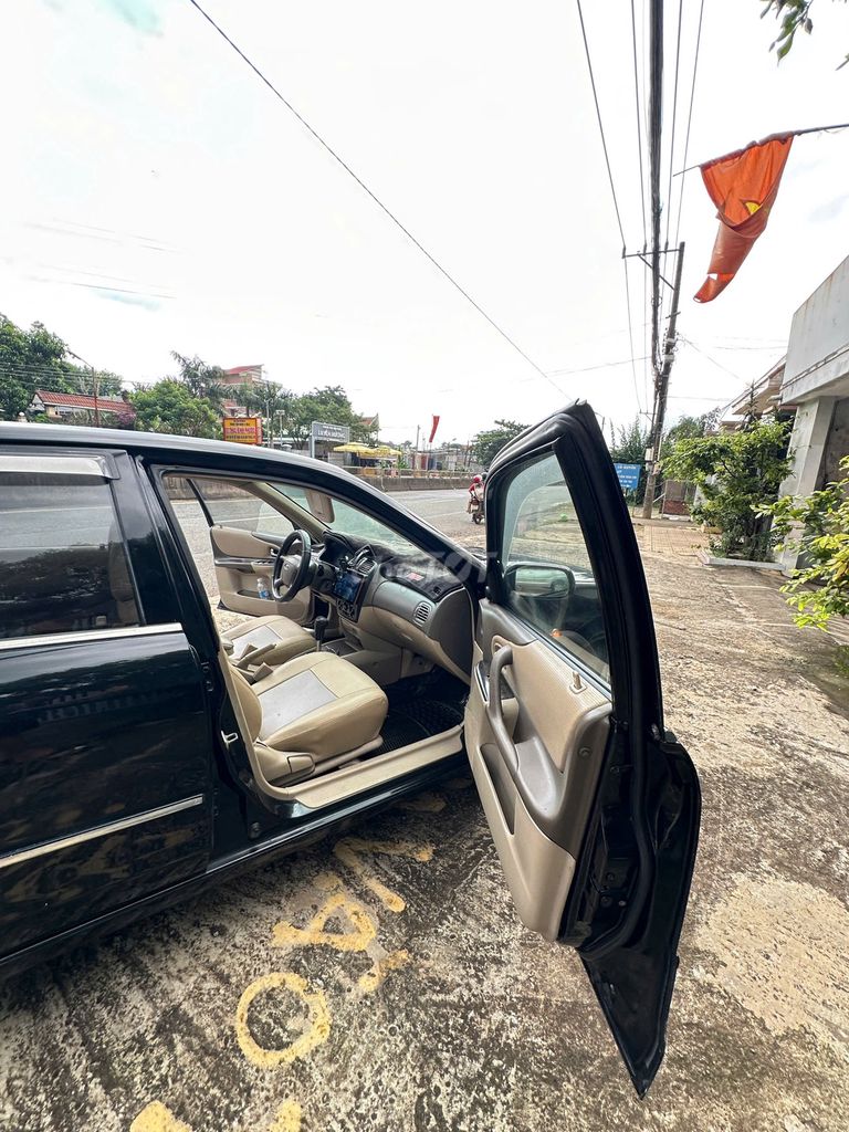 Ford Everest 2023 - ảnh 3