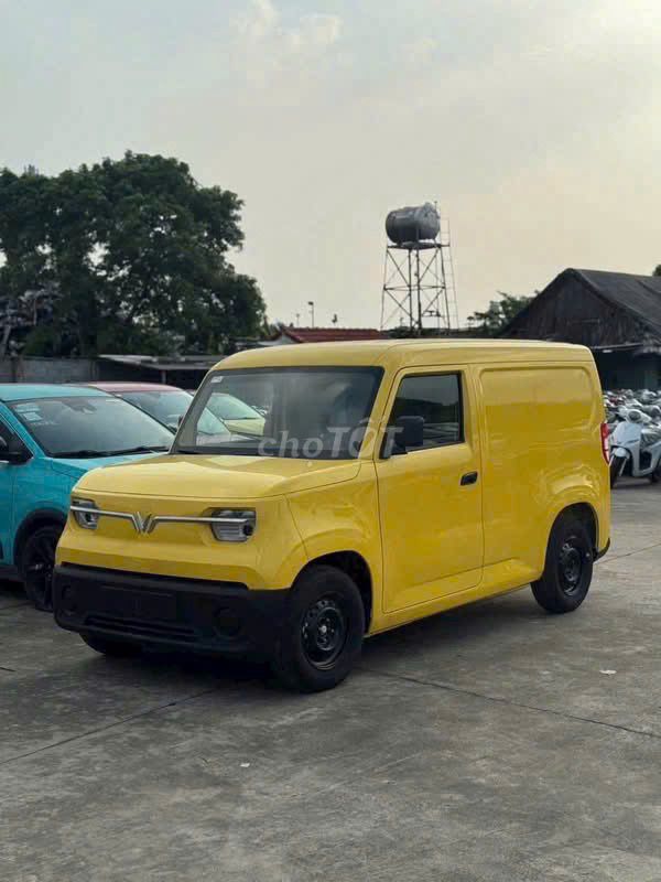 VinFast EC VAN - ảnh 1