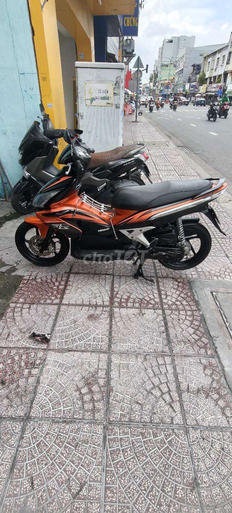 Honda Air Blade 2009 - ảnh 4