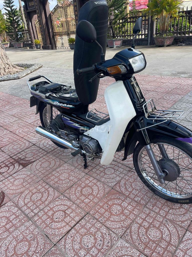 Honda Dream 1995 - ảnh 2