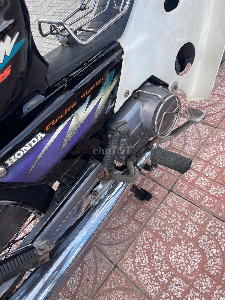 Honda Dream 1995 - ảnh 4