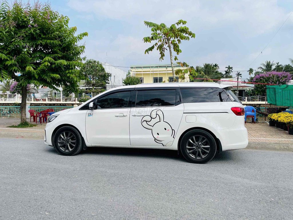 Kia Sedona 2018 - ảnh 2