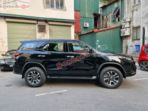 Toyota Fortuner Legender 2.4L 4x2 AT 2026 - ảnh 1