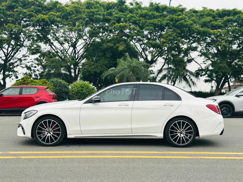 Mercedes-Benz 2017 - ảnh 3