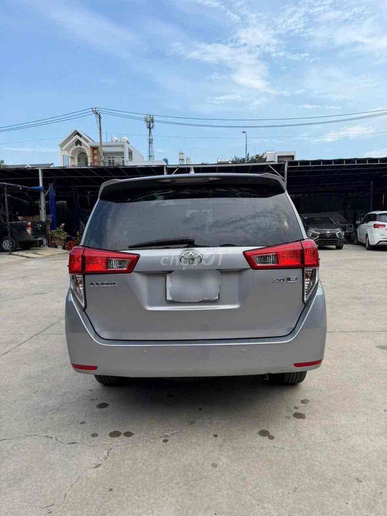 Toyota Innova 2.0E 2019 - ảnh 4