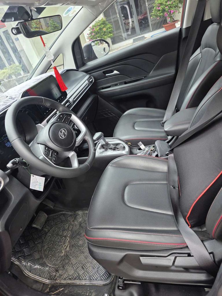 Hyundai Stargazer - ảnh 2