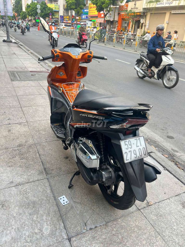 Honda Air Blade 2017 - ảnh 2