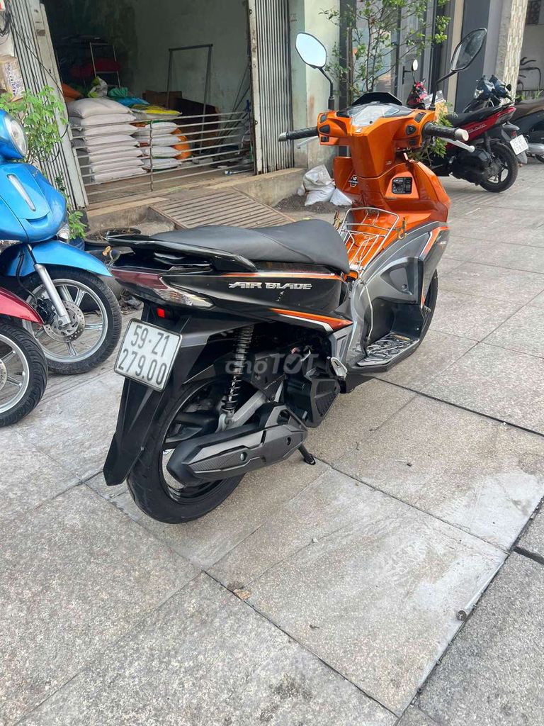 Honda Air Blade 2017 - ảnh 3