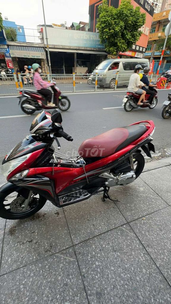 Honda Air Blade 2012 - ảnh 2