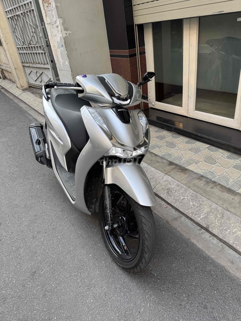 Honda SH 2025 - ảnh 1