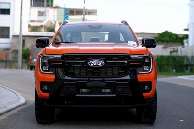 Ford Ranger - ảnh 1