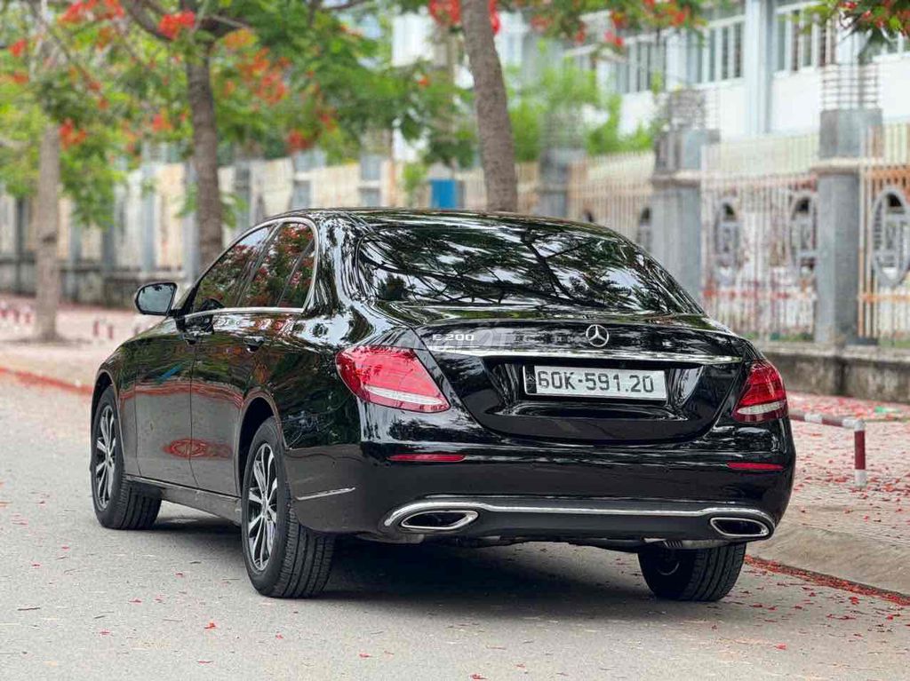 Mercedes-Benz 2019 - ảnh 5
