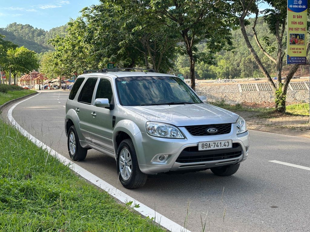 Ford Escape 2012 - ảnh 2